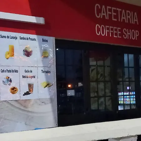 Vila Vau, 17 * Portimão